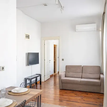 Eleven Aparts Aparthotel