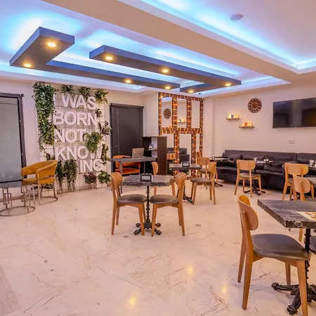 Ruby Hotel