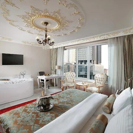 Hotel White Monarch 4*