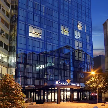 Hotel White Monarch