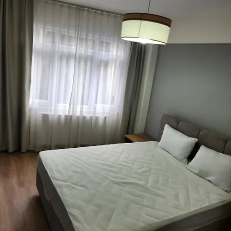 Kadikoy Merkezi Konumda Apartment *