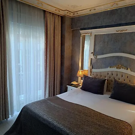 Leyenda Boutique 3*