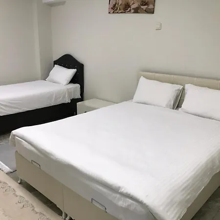 Aparthotel Luxury *