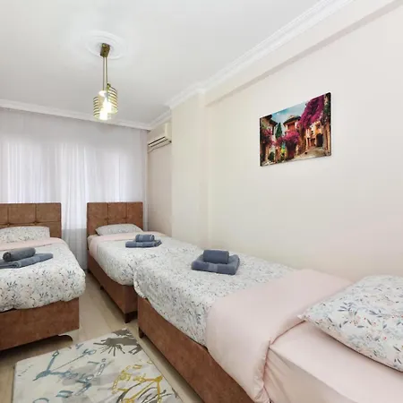 Aparthotel Luxury *