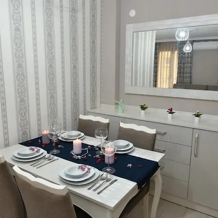 Aparthotel Luxury *