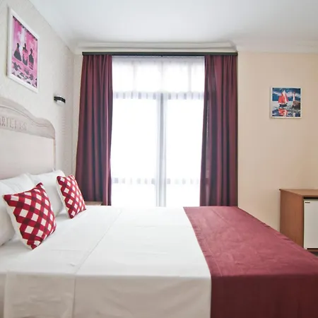 Artefes Old City Hotel 4*