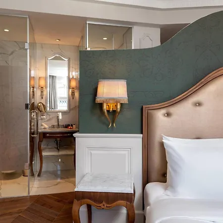 Orientbank Istanbul, Autograph Collection Hotel 5*