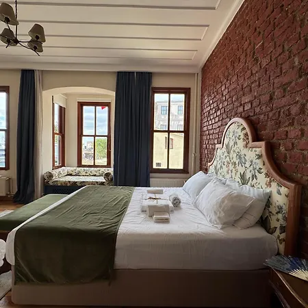 Levant De Luxe Inn Istanbul