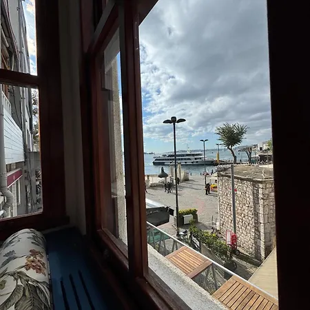 Inn Levant De Luxe