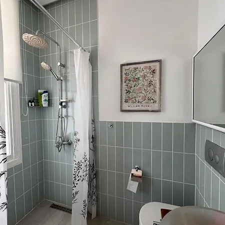 Levant De Luxe Inn Istanbul