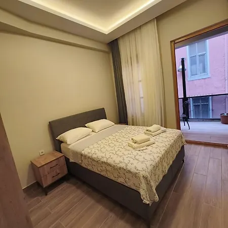 Majestik Hotel