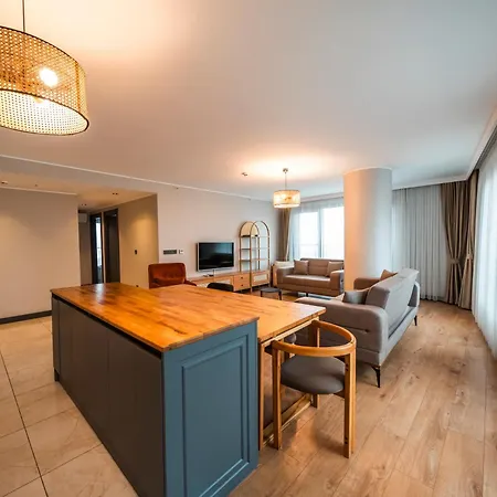 Apartment 3 Bedroom Flat With Gym Imperium 25