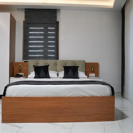 Hotel Eclipse *