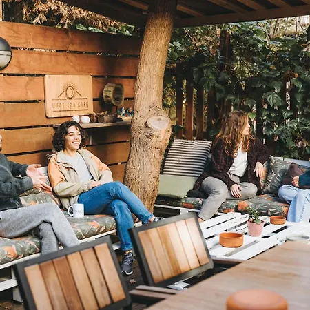 Hush Lounge Hostel