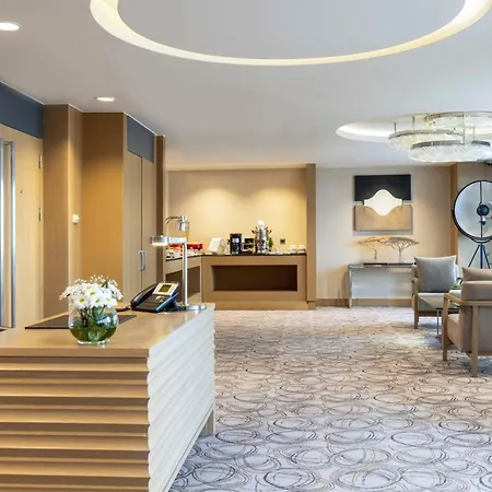Ramada Plaza By Wyndham Tekstilkent Hotel