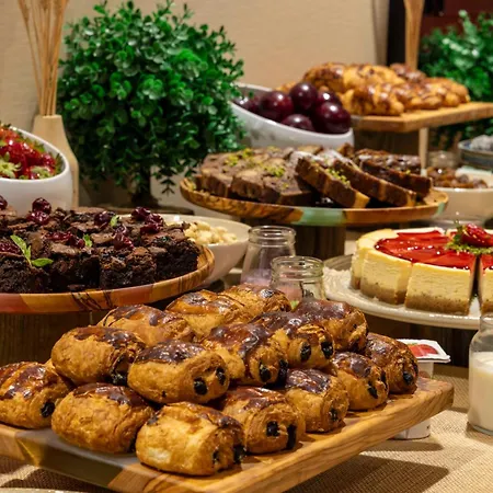 Ramada Plaza By Wyndham Tekstilkent Hotel 5*