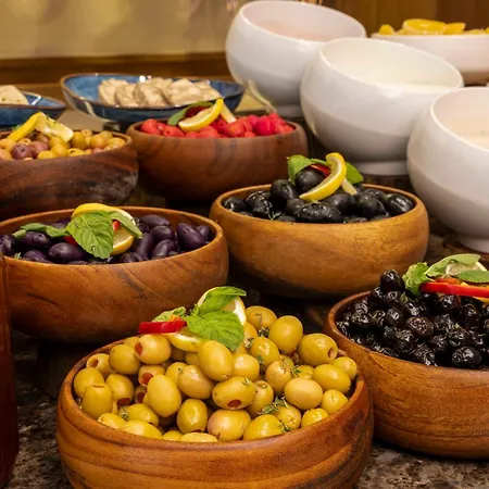 Ramada Plaza By Wyndham Tekstilkent 5* Istanbul