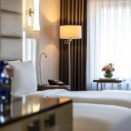 Ramada Plaza By Wyndham Tekstilkent 5* איסטמבול