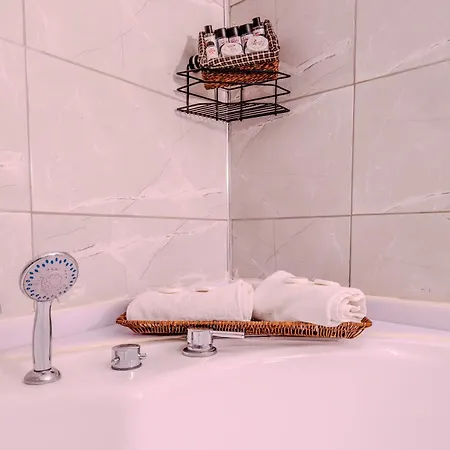 Ruby Hotel