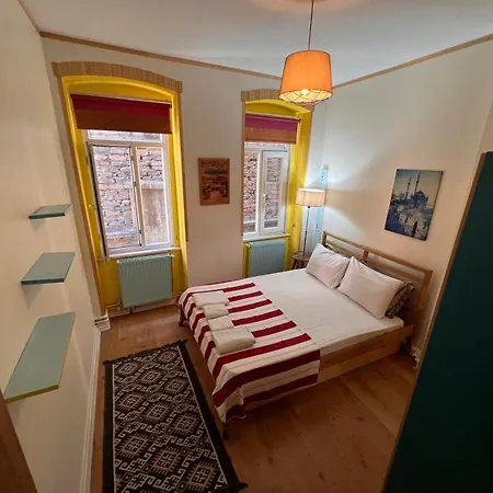 Aparthotel Rodin *