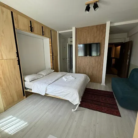 Hub Flats Hotel