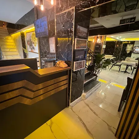 Grand Taksim Hotel