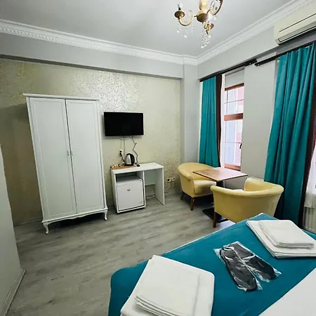 Bed & Breakfast Taksim Dora *
