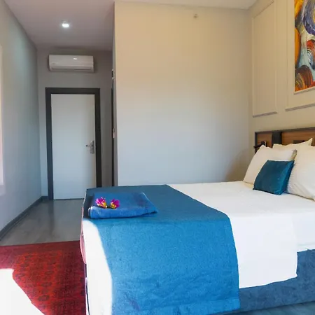 Grand Moon Otel *