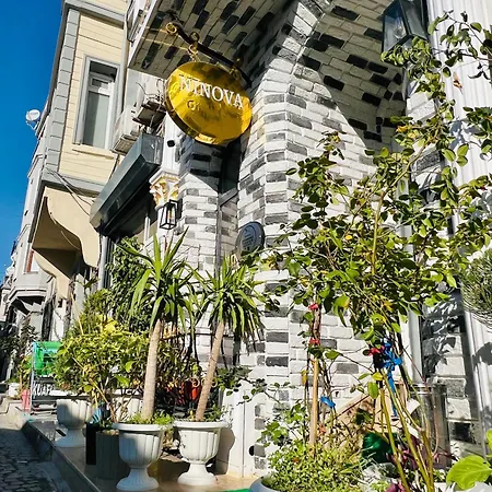 Hotel Ninova Boutique 3*