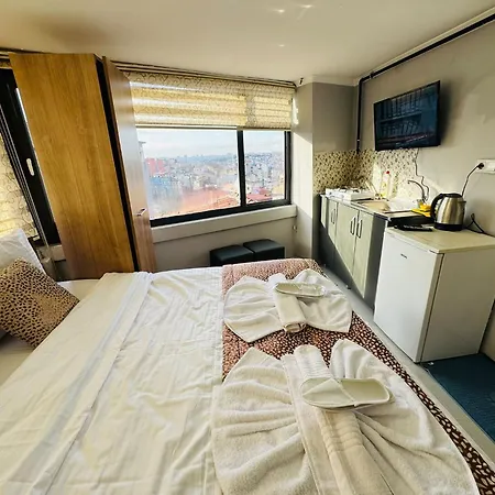 Aparthotel Taksim Peracity *
