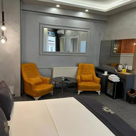 Royal Premium Otel *