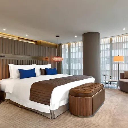 The St. Regis 5*