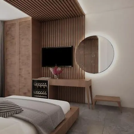 Karaca Otel