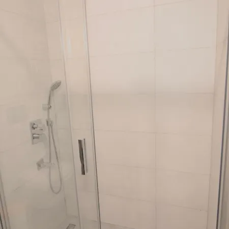 Brand New With Bedroom & Office Apartment Istanbul
