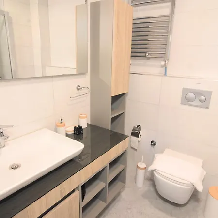 Brand New With Bedroom & Office Apartment *