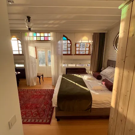 Levant De Luxe Inn Istanbul