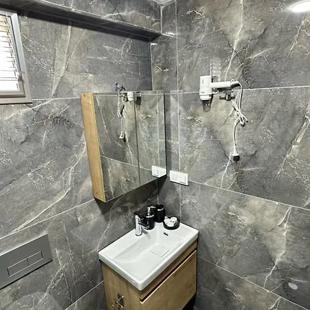 Mamma Marya Hotel 3*