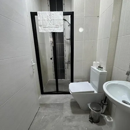 Ξενοδοχείο Galley Port 2*