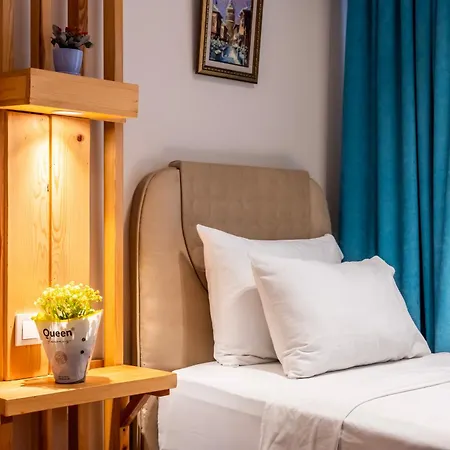 Aparthotel Maniz