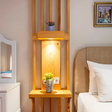 Aparthotel Maniz