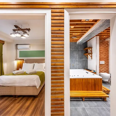 Aparthotel Maniz *