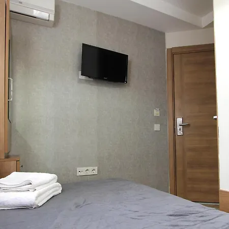 Hotel Metrohill *