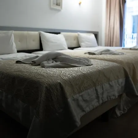 Pearl Hotel