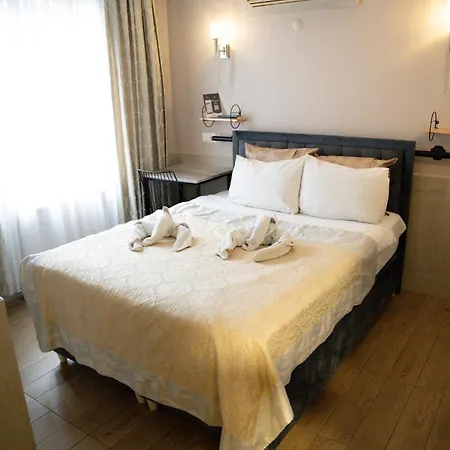 Pearl Hotel 3*