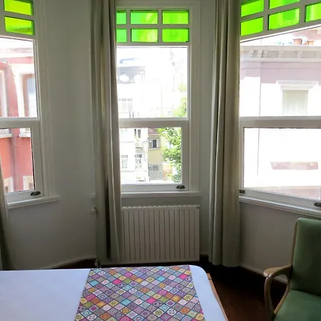 Istanberry - Pera Aparthotel 2*