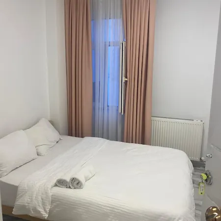 Yenikapi * Istanbul