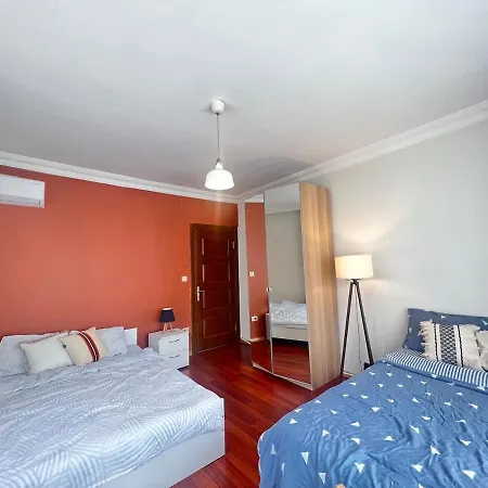 Spacious Flat, 4br, 4acs, Taksim, Uelk 1 Apartment *