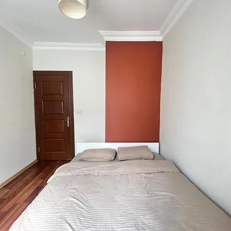 Spacious Flat, 4br, 4acs, Taksim, Uelk 1 Apartment *