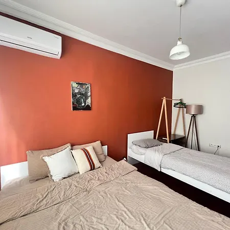 Spacious Flat, 4br, 4acs, Taksim, Uelk 1 Apartment