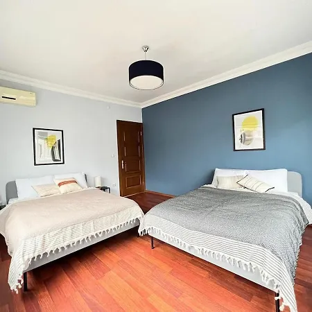 Apartment Four Bedroom In Taksim, 4acs, Uelk 2 *